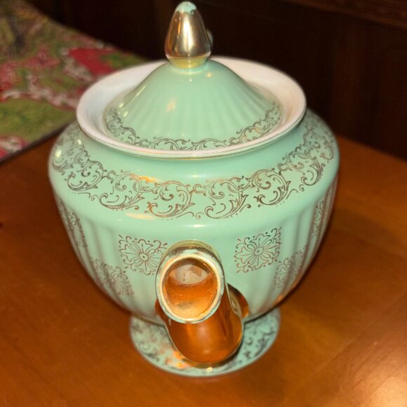 Vintage Hall China Teapot - Los Angeles shape in Monterrey Green - Picture 2 of 6